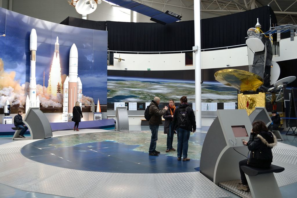 Expositions les télécommunications spatiales