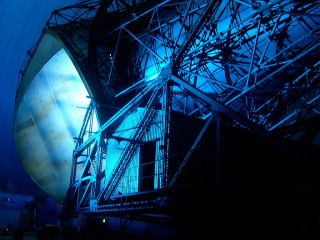 Spectacle son et lumière sous le Radôme