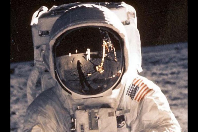 Les premiers hommes sur la lune : Neil Armstrong et Buzz Aldrin - Cité