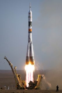 510px-Soyuz_TMA-9_launch