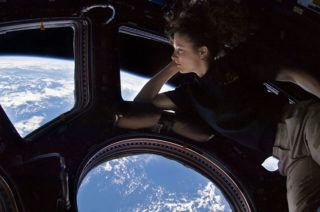 800px-Tracy_Caldwell_Dyson_in_Cupola_ISS